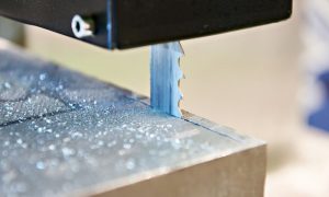 3 Metal-Cutting Band Saw Problems and Troubleshooting Tips