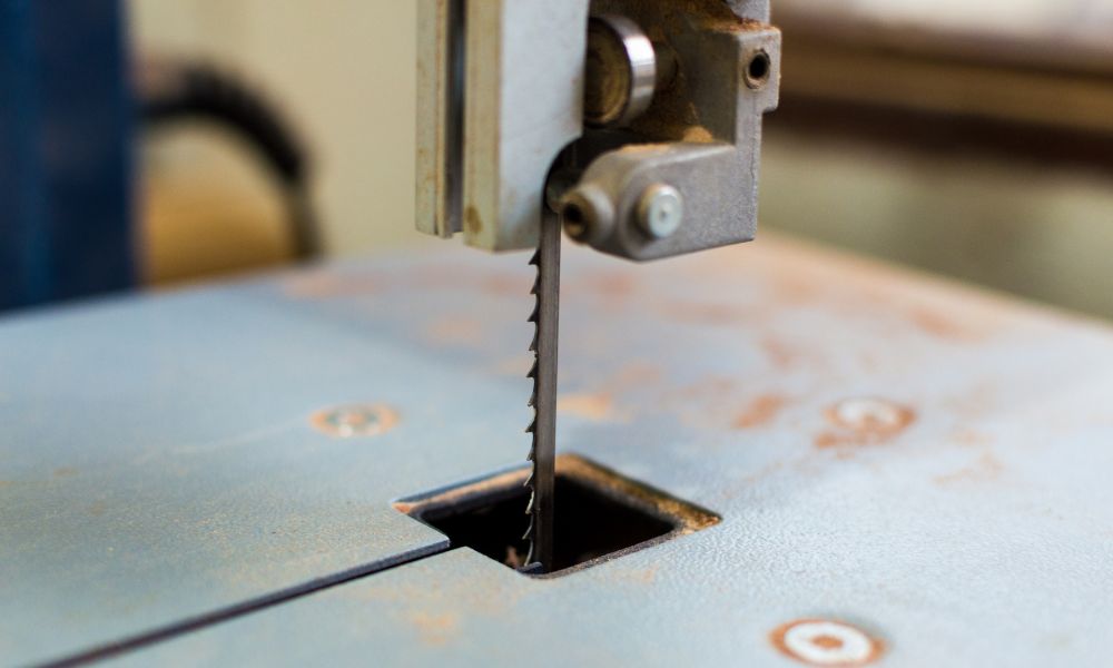 A Brief Overview of the Speeds on Your Band Saw